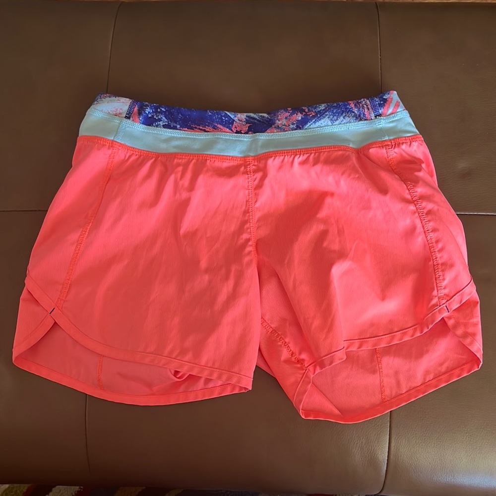 IVIVVA by LULULEMON girls lined Speed shorts